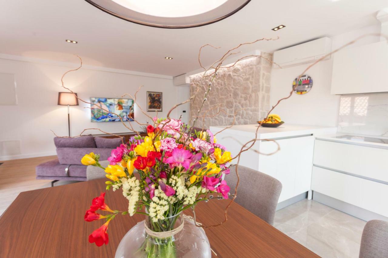 The Square Makarska, Lux App In The Heart Of The City Εξωτερικό φωτογραφία