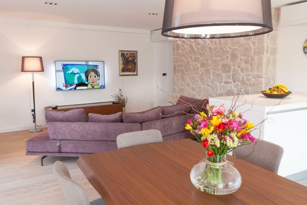The Square Makarska, Lux App In The Heart Of The City Εξωτερικό φωτογραφία